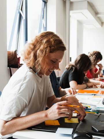 Personnes formée par voyelle formation