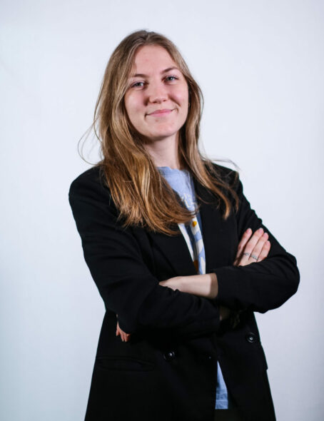 Lola Voyelle